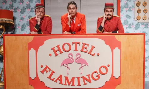 HOTEL FLAMINGO. SABADO 22 ABRIL. 20h