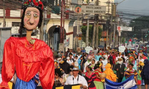 Conferencia: El teatro en Honduras. Centro del títere 